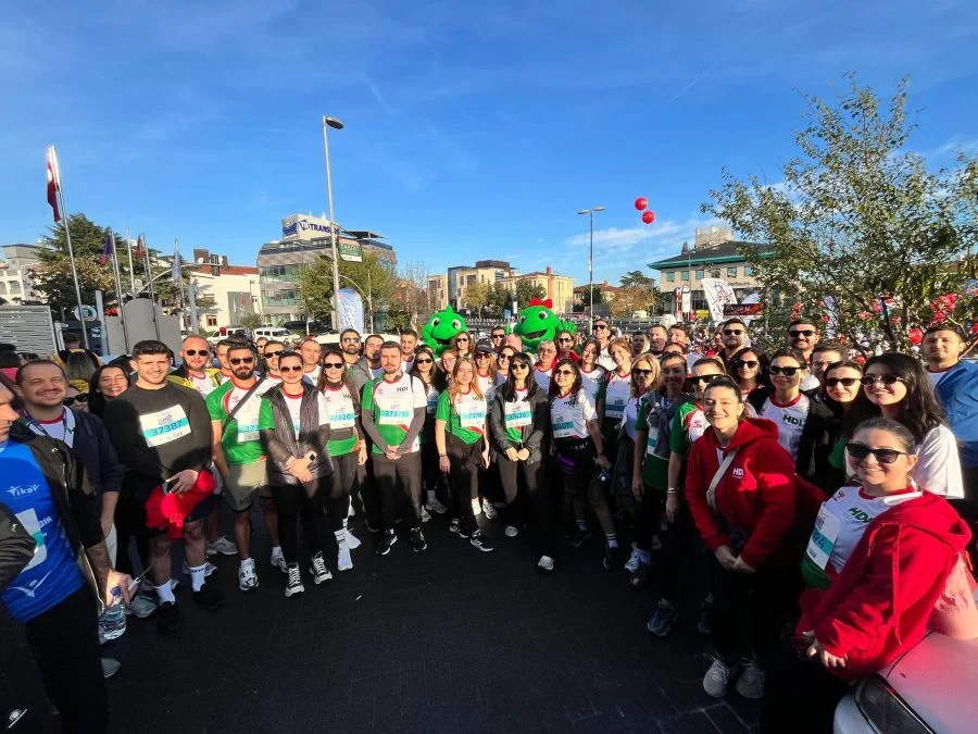 HDI Sigorta "47. İstanbul Maratonu"nda lösemili çocuklar için koştu