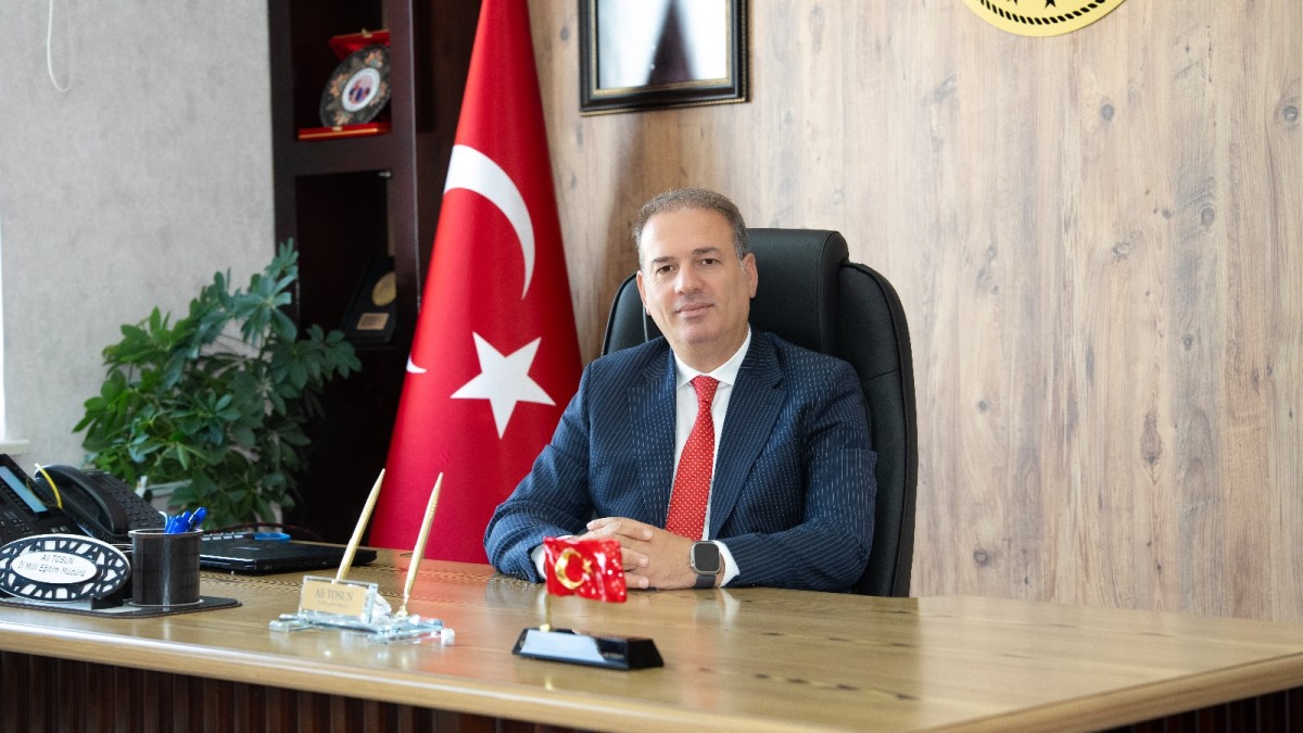 İl Milli Eğitim Müdürü Ali Tosun’dan 24 Kasım Öğretmenler Günü mesajı