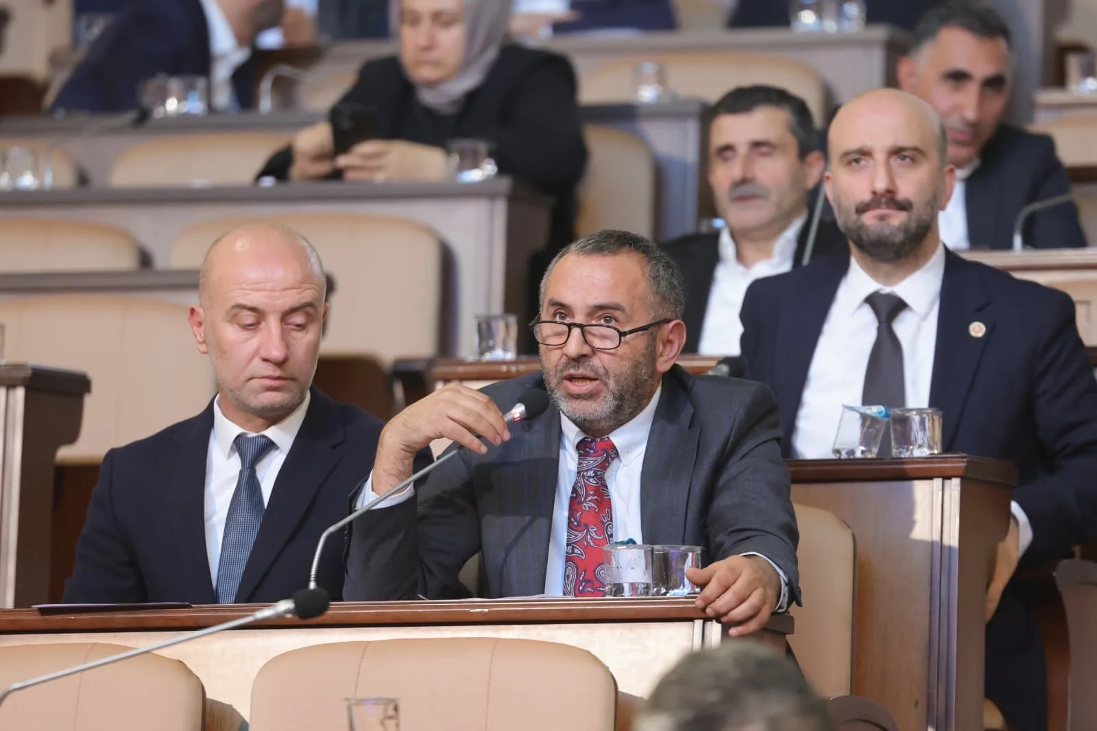 İSKİ'nin sayaç okuma sistemiyle ilgili şikayetler için soru önergesi