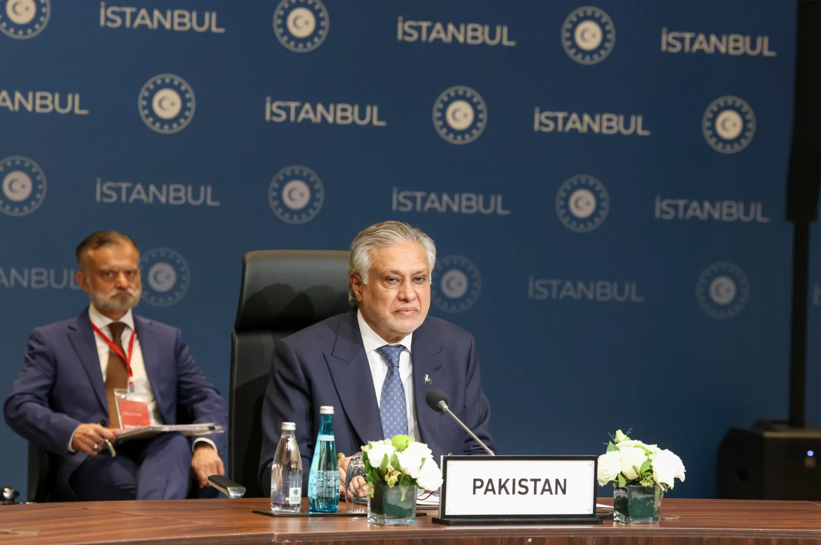 İstanbul'da düzenlenen Gazze konulu toplantı başladı