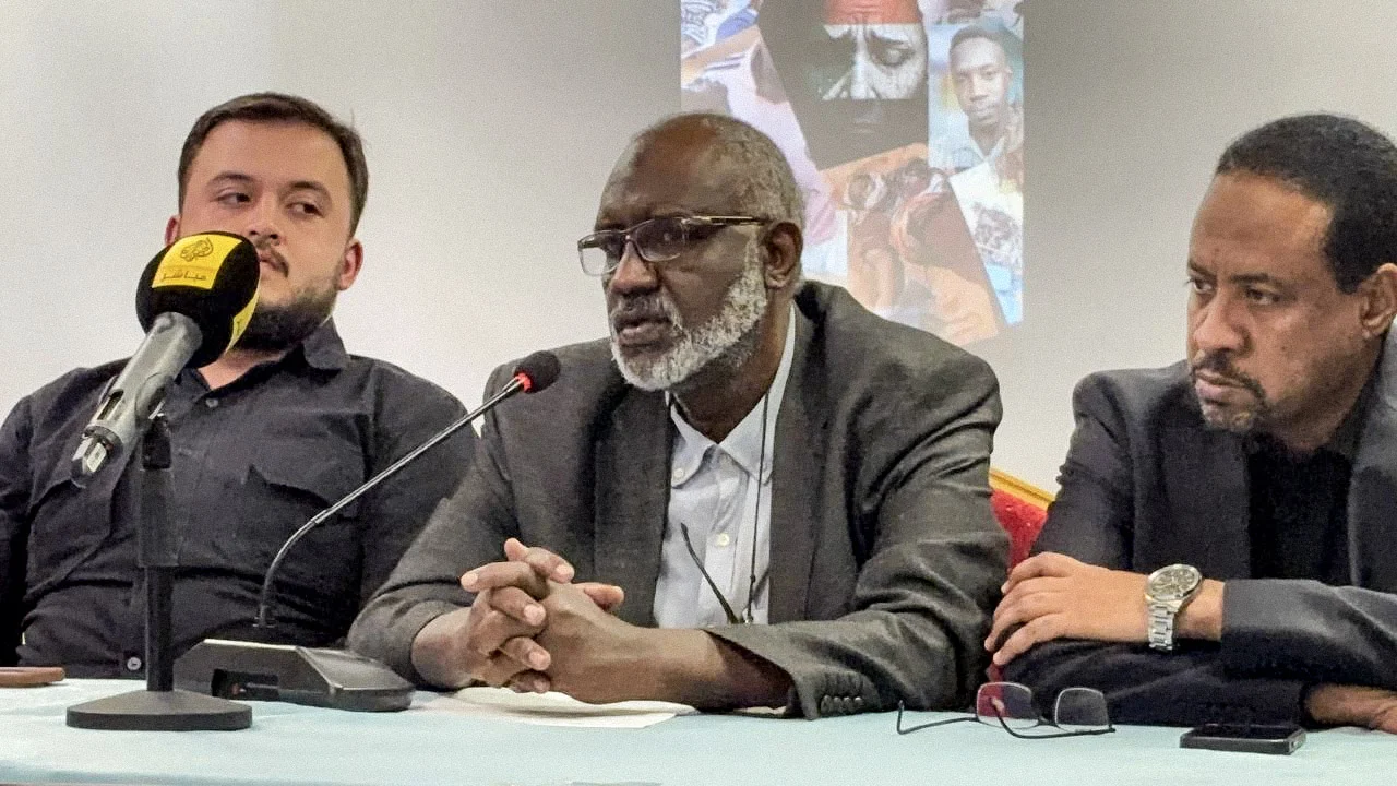 İstanbul'da STK'lerden Sudan'ın Faşir şehrinde sivillere yönelik saldırıları durdurma çağrısı