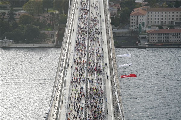 İstanbul Maratonu nedeniyle bazı yollar ve toplu taşıma hatları trafiğe kapatılacak