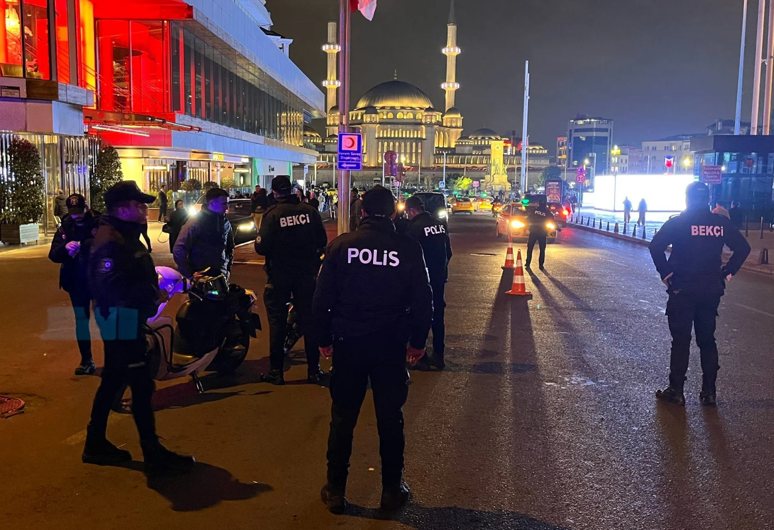 İstanbul polisinden "huzur" uygulaması