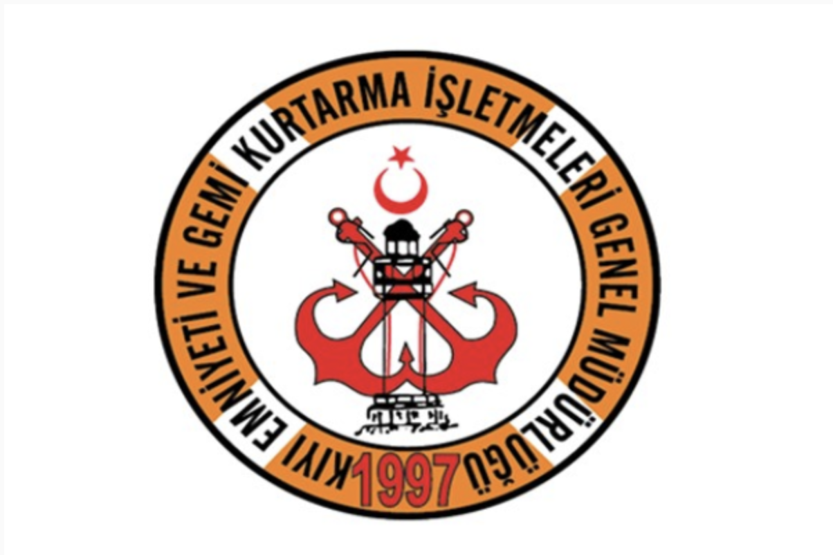 İstinye’de sürüklenen tekne emniyete alındı