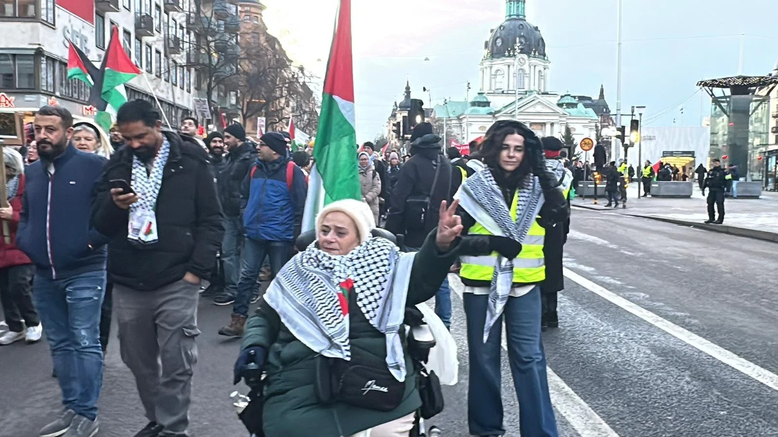 İsveç'te, ateşkes anlaşmasına uymayan İsrail protesto edildi