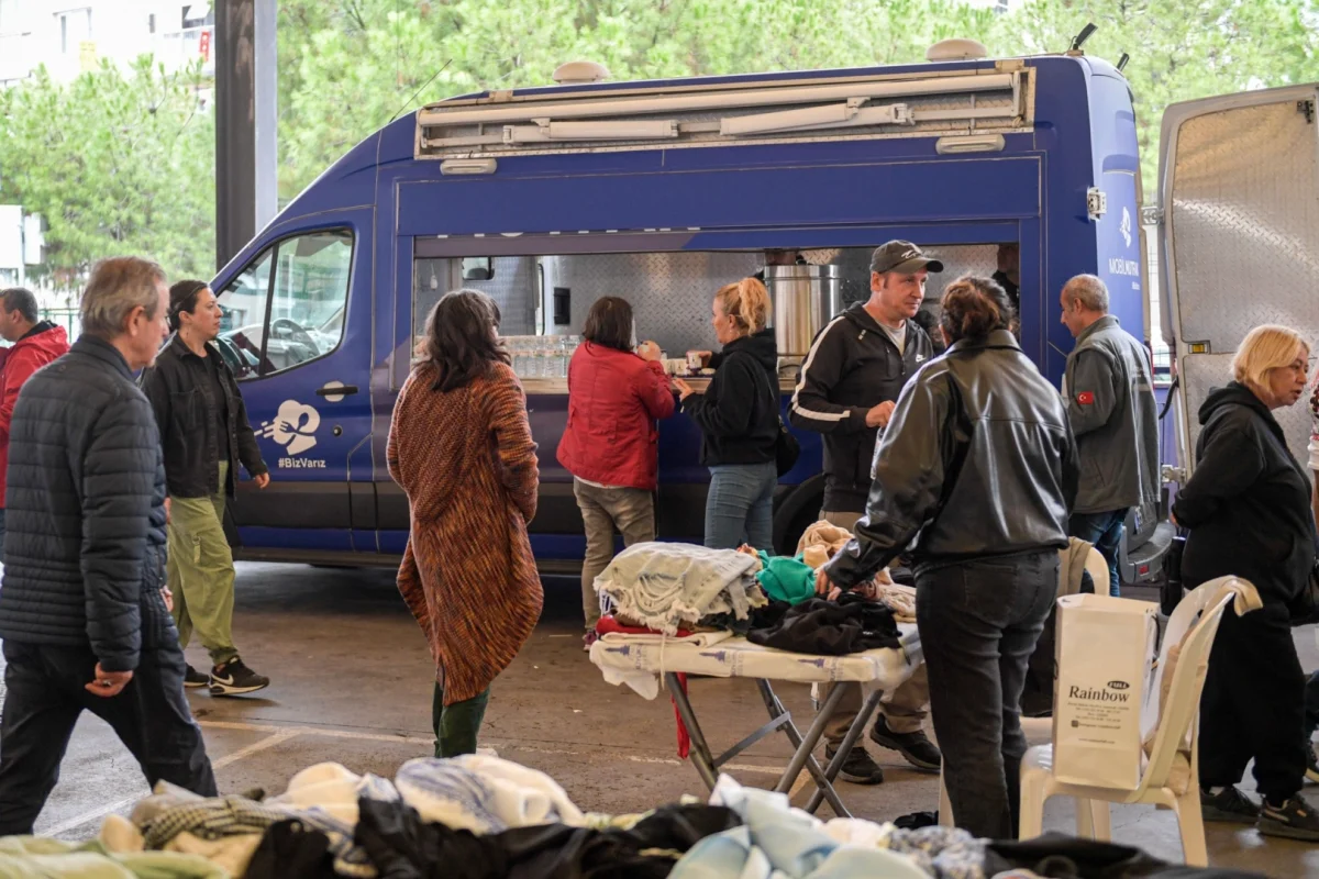 İzmir 2. El Pazarı, Katılımcılardan Tam Not Aldı
