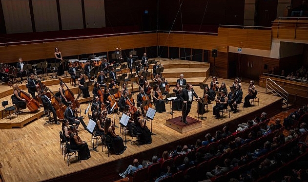 İzmir’de unutulmayacak bir klasik müzik gecesi