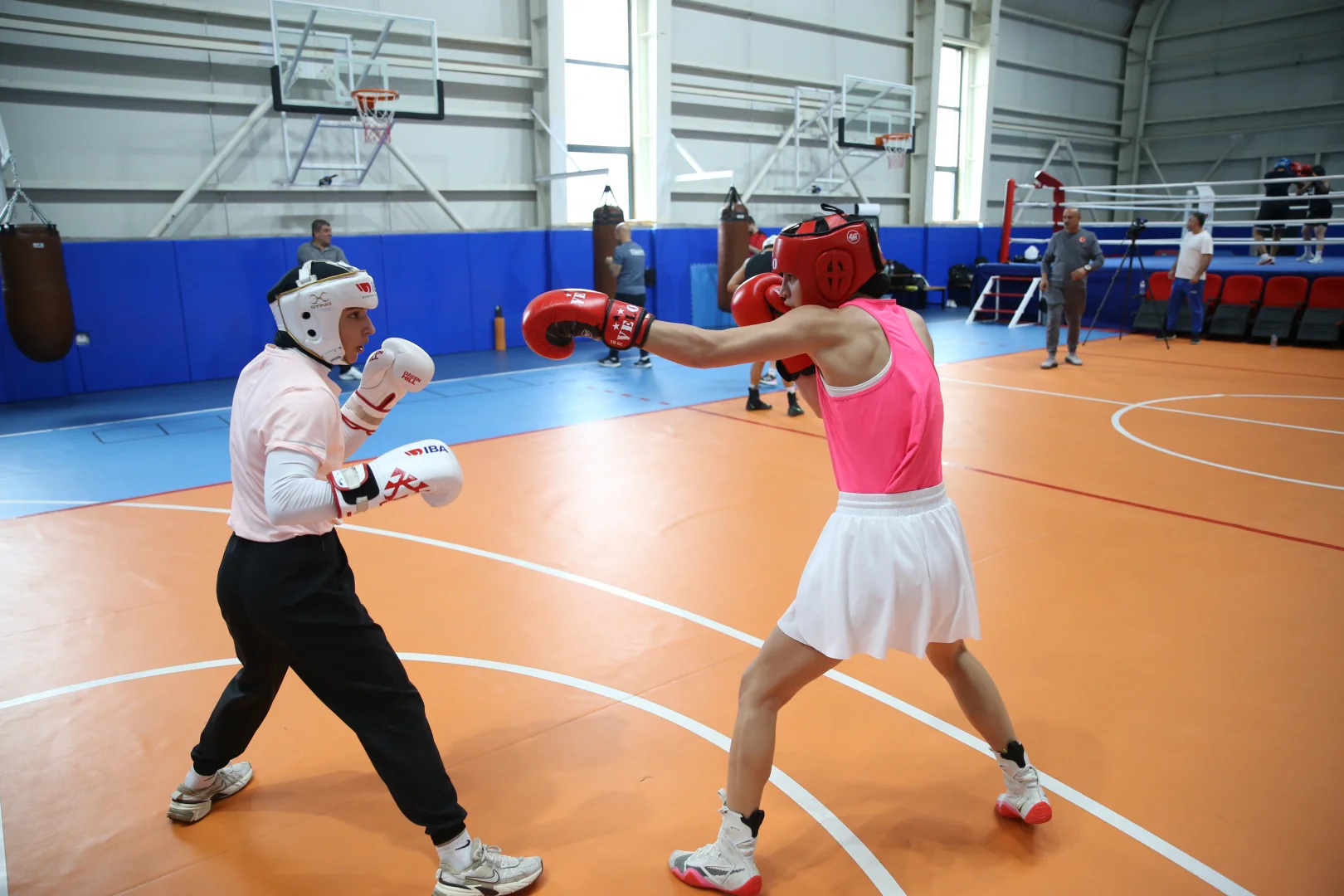 Kadın Boks Milli Takımı, Azerbaycanlı boksörlerle ortak kamp yapıyor