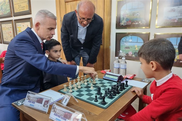 Karaman'da "Cumhuriyet Bayramı Hızlı Satranç Turnuvası” düzenlendi