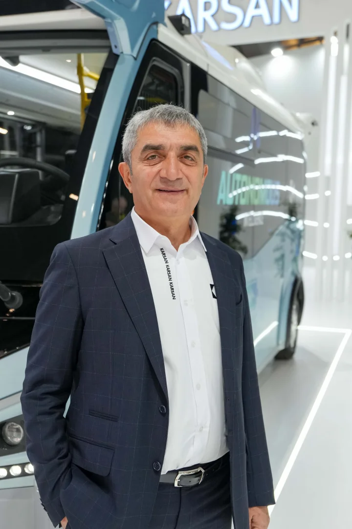 Karsan'dan İtalya Bari'ye 18 metrelik yüzde 100 elektrikli 42 adet e-ATA