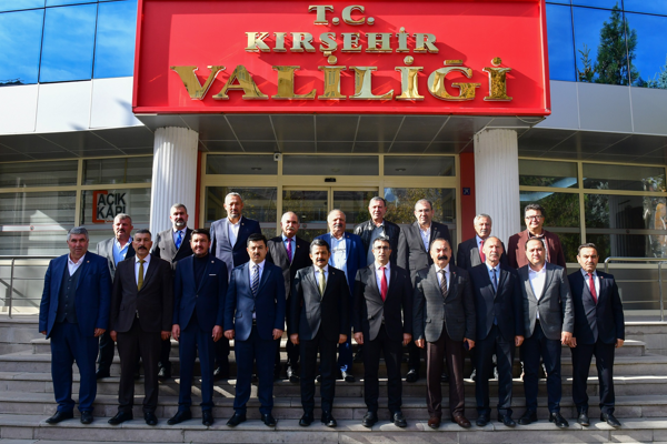 Kırşehir İl Genel Meclis üyeleri, Vali Demiryürek'i ziyaret etti