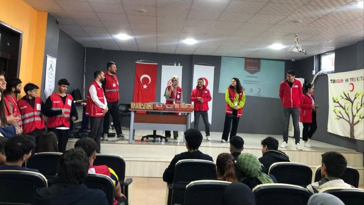 Kızılay Haftası, Kahta’da düzenlenen etkinliklerle kutlandı