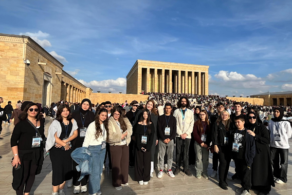 Küçükçekmece’li gençler Anıtkabir’i ziyaret etti