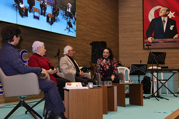 Kütahya’da Nilüfer Örnek Özkan ve Adil Özkan Saygı Gecesi düzenlendi