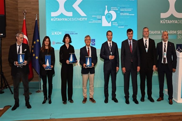 Kütahya'da “Toprak, Ateş, Gelecek” temalı uluslararası konferans kapanış etkinliği yapıldı