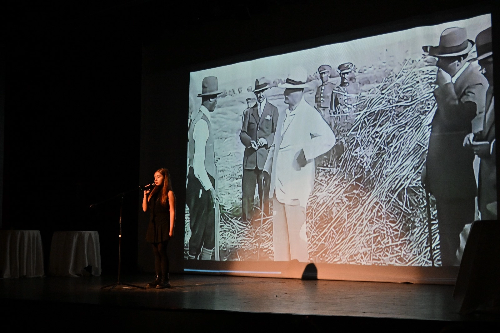 Manisa'da ÇKSM öğrencilerinden anlamlı anma
