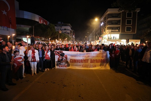 Menderes'te Cumhuriyet Bayramı etkinliklerle kutlandı