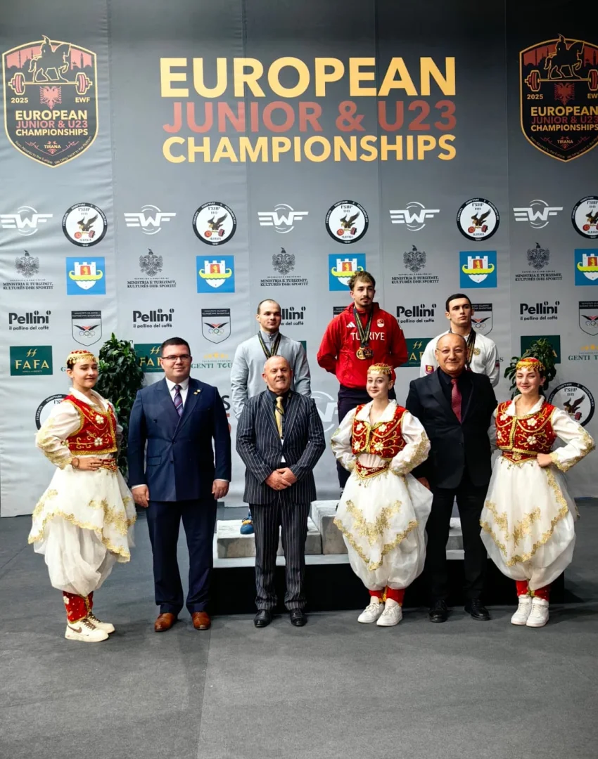 Milli halterci Yusuf Fehmi Genç, Avrupa şampiyonu oldu