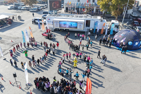 Mobil Dijital Gençlik Merkezi'nin ilk durağı İncesu oldu