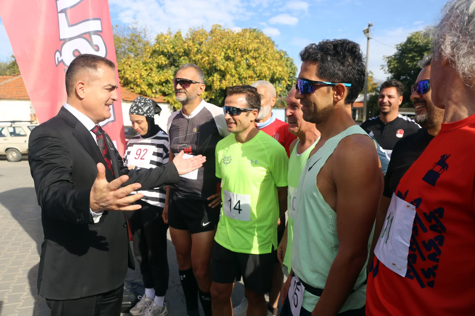 Muğla'da "Atatürk'e Saygı Gençlik 32. Yol Koşusu" yapıldı