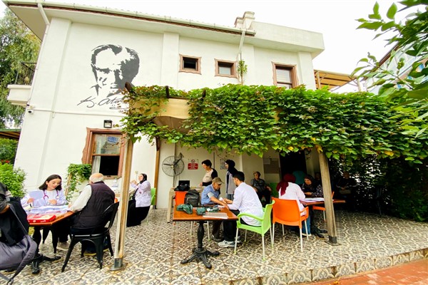 Muratpaşa’dan kıdemli kent sakinlerine sağlık taraması