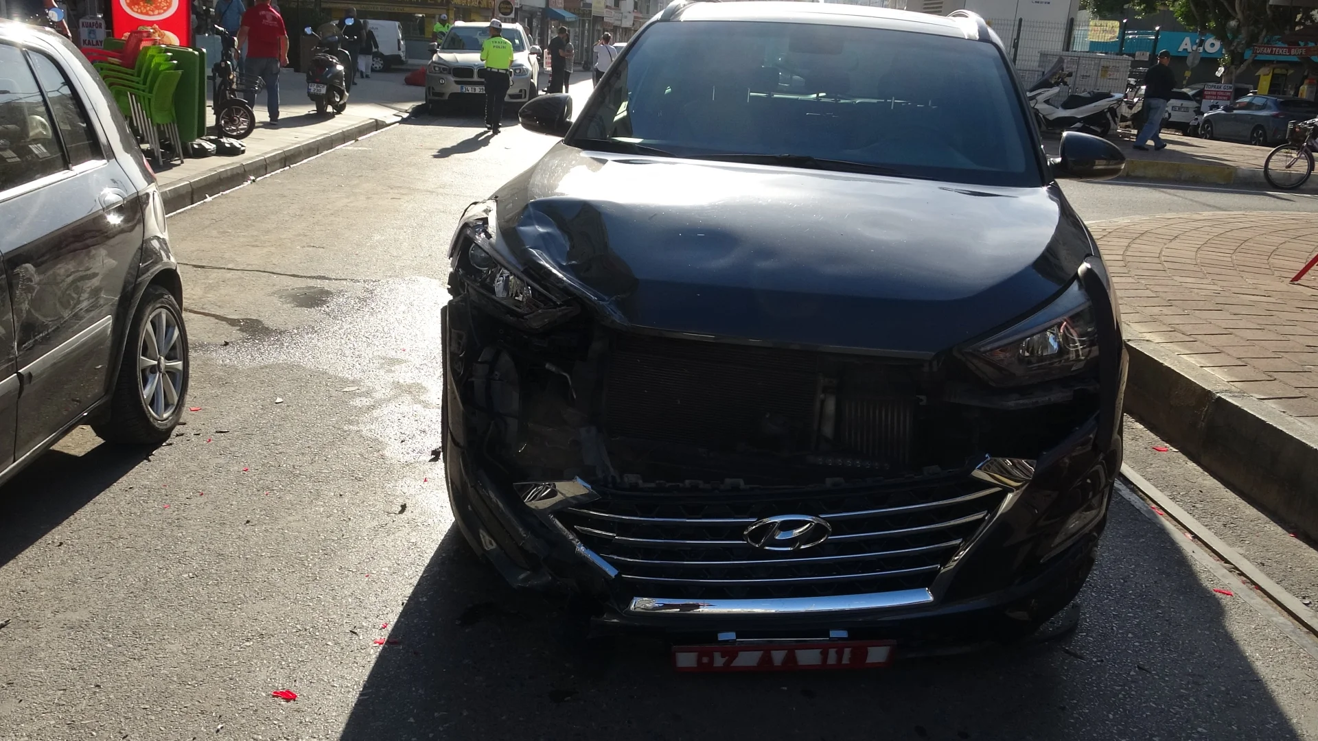 Muratpaşa Kaymakamı İhsan Kara trafik kazası geçirdi