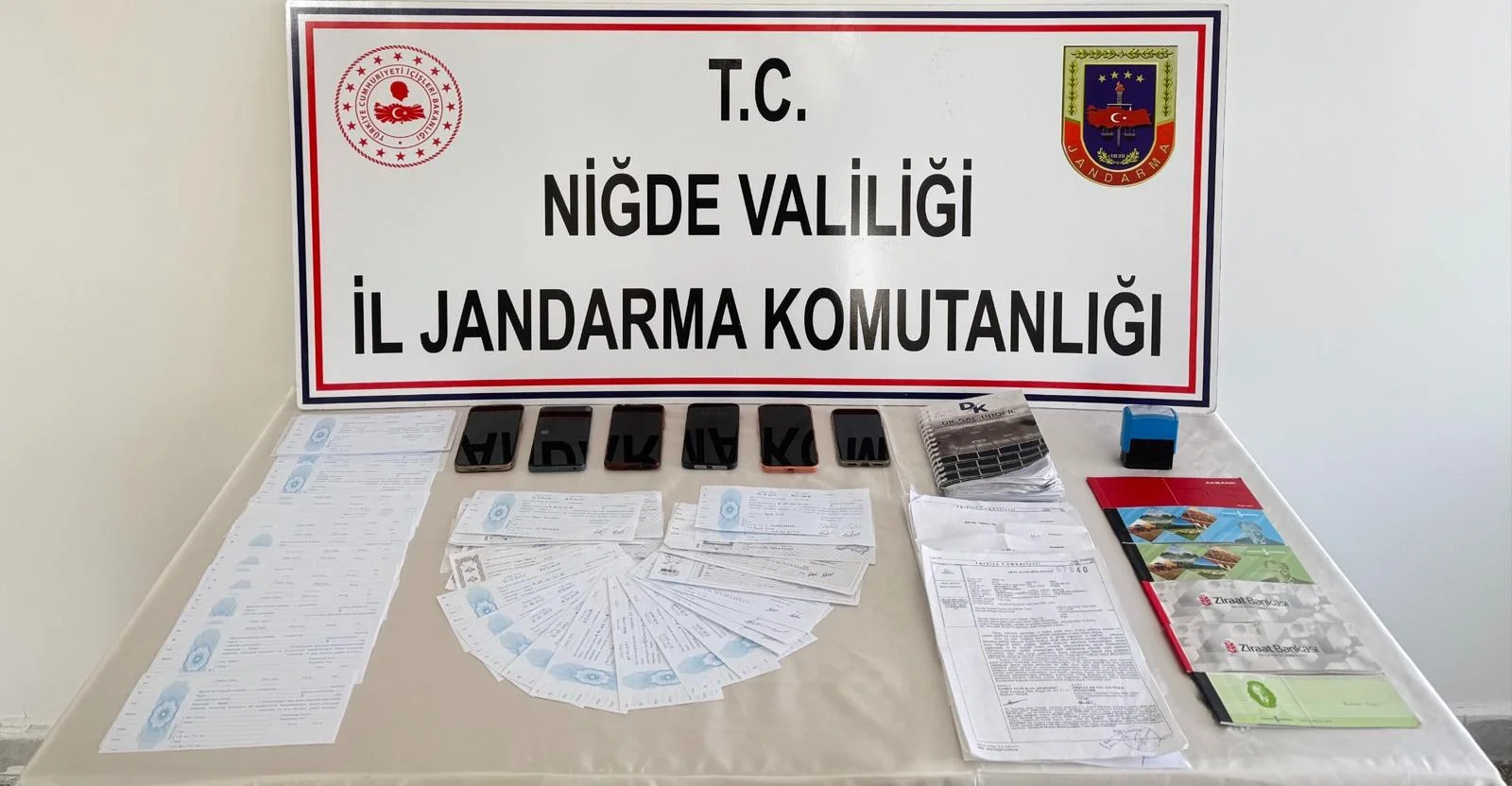 Niğde'de tefecilik operasyonunda 4 zanlı yakalandı