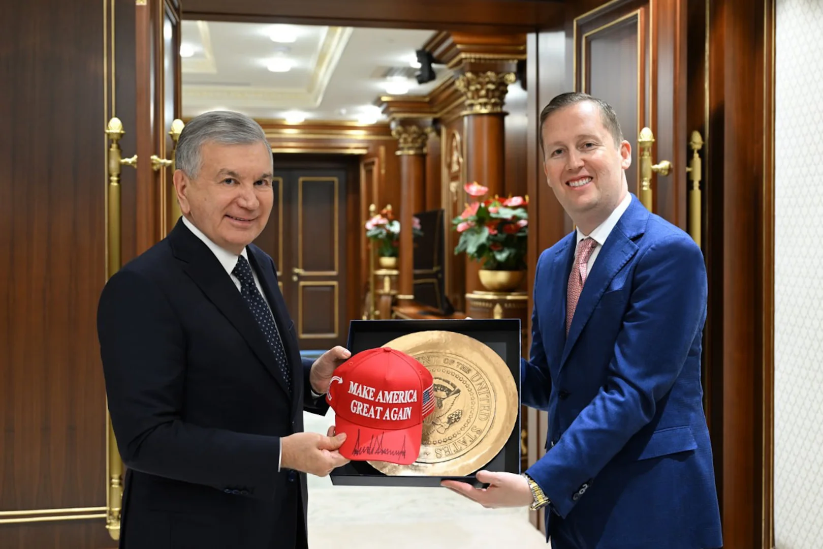 Özbekistan Cumhurbaşkanı ve Trump'ın özel temsilcisi C5+1 Zirvesini görüştü