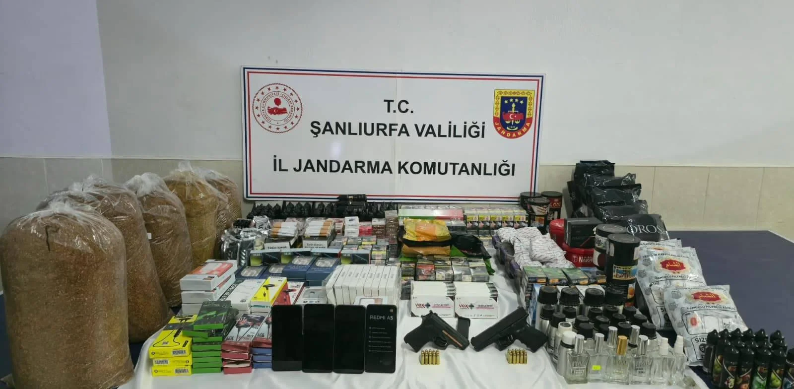 Şanlıurfa'da gümrük kaçakçılığı operasyonunda 4 şüpheli hakkında işlem yapıldı