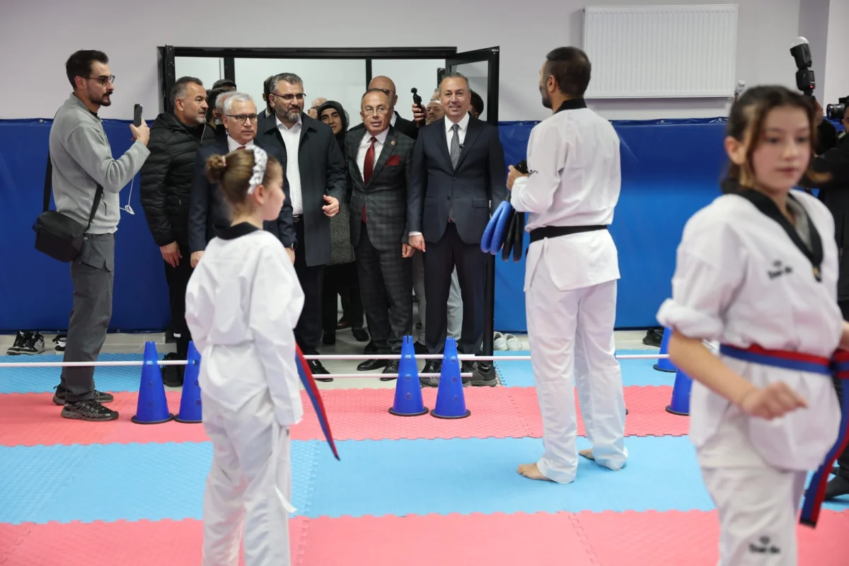 Şeyh Şamil Sağlık, Kültür ve Spor Merkezi Hizmete Açıldı