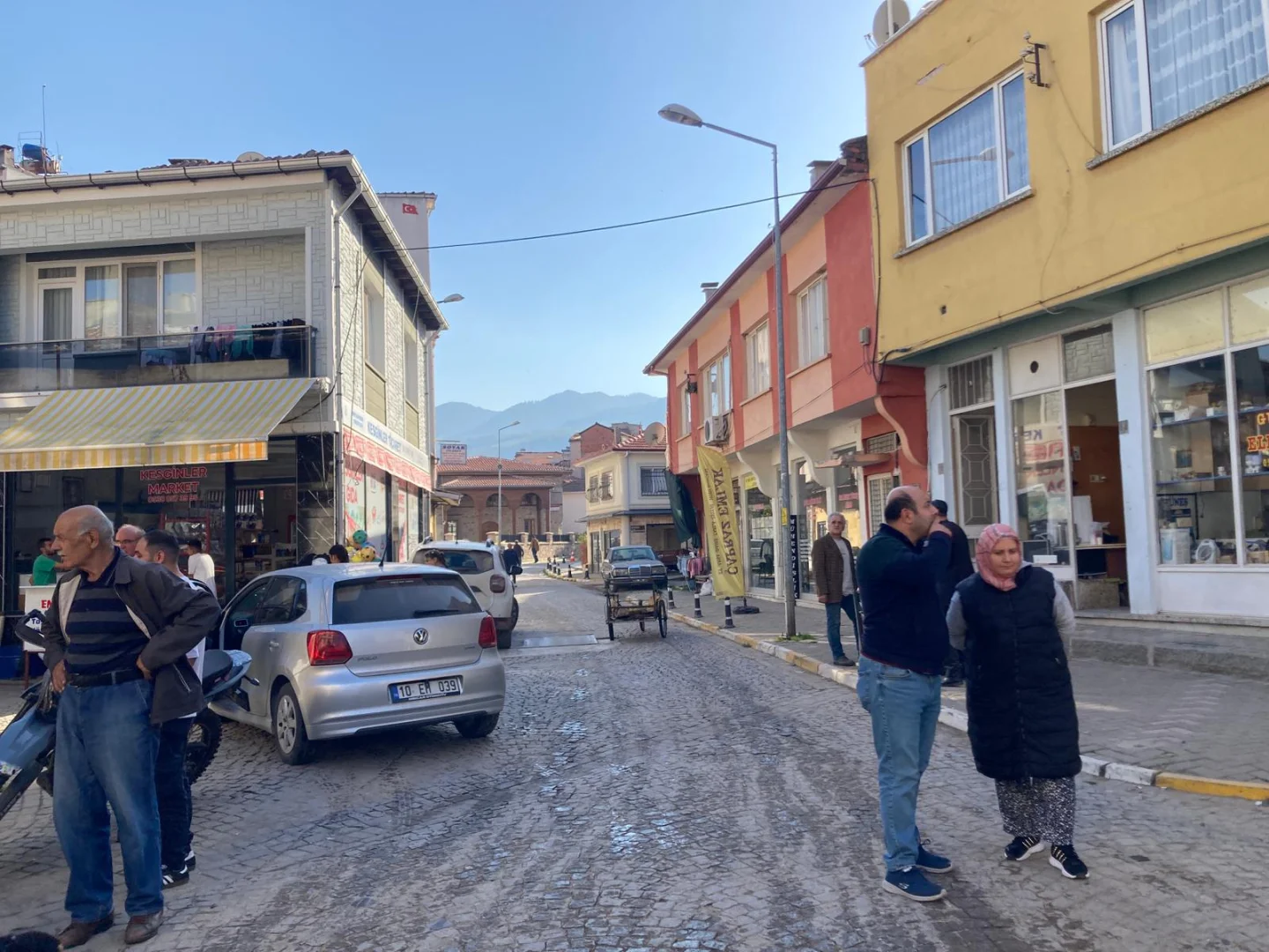 Sındırgı'da 4,9 büyüklüğünde deprem
