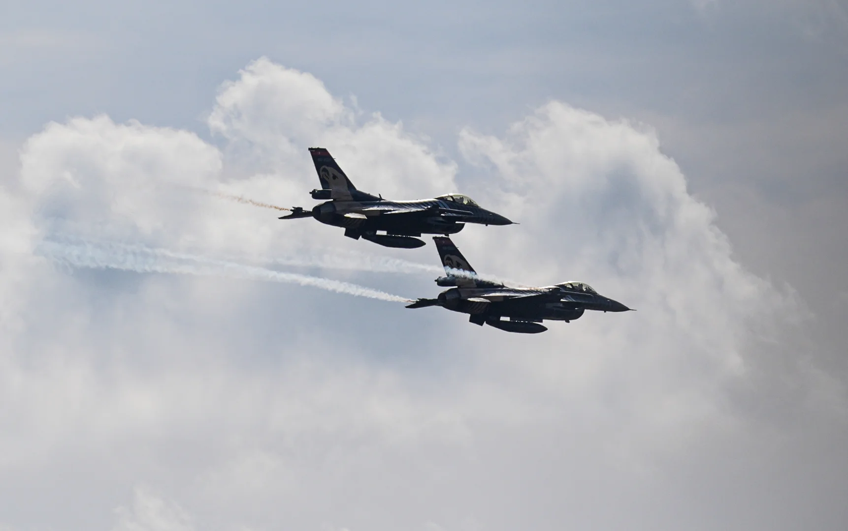 SOLOTÜRK, Anıtkabir semalarında çevre tanıma uçuşu yaptı