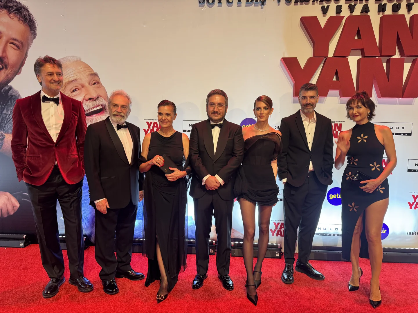 "Soyut Dışavurumcu Bir Dostluğun Anatomisi Veyahut Yan Yana" filminin galası yapıldı