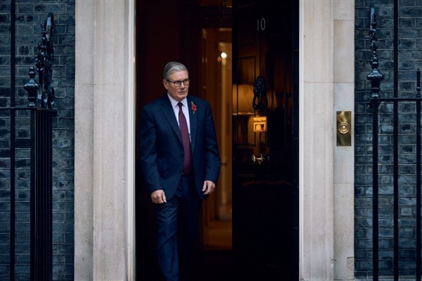 Starmer: Milyonlarca kiracıyı tehlikeli yaşam koşullarından koruyacağız