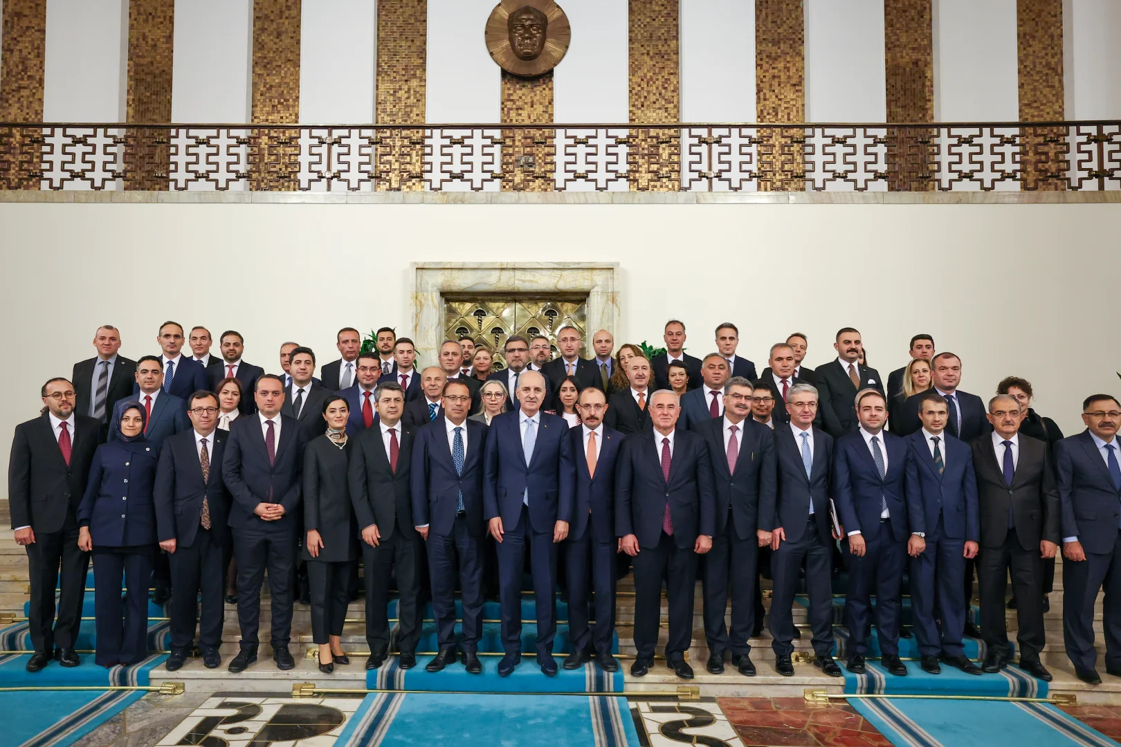 TBMM Başkanı Kurtulmuş, Meclis'in bütçe görüşmelerinde milletvekillerinin sorularını yanıtladı