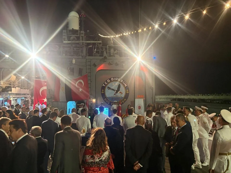 TCG Giresun Fırkateyni'nden 29 Ekim Cumhuriyet Bayramı kutlamaları kapsamında Mısır'a liman ziyareti