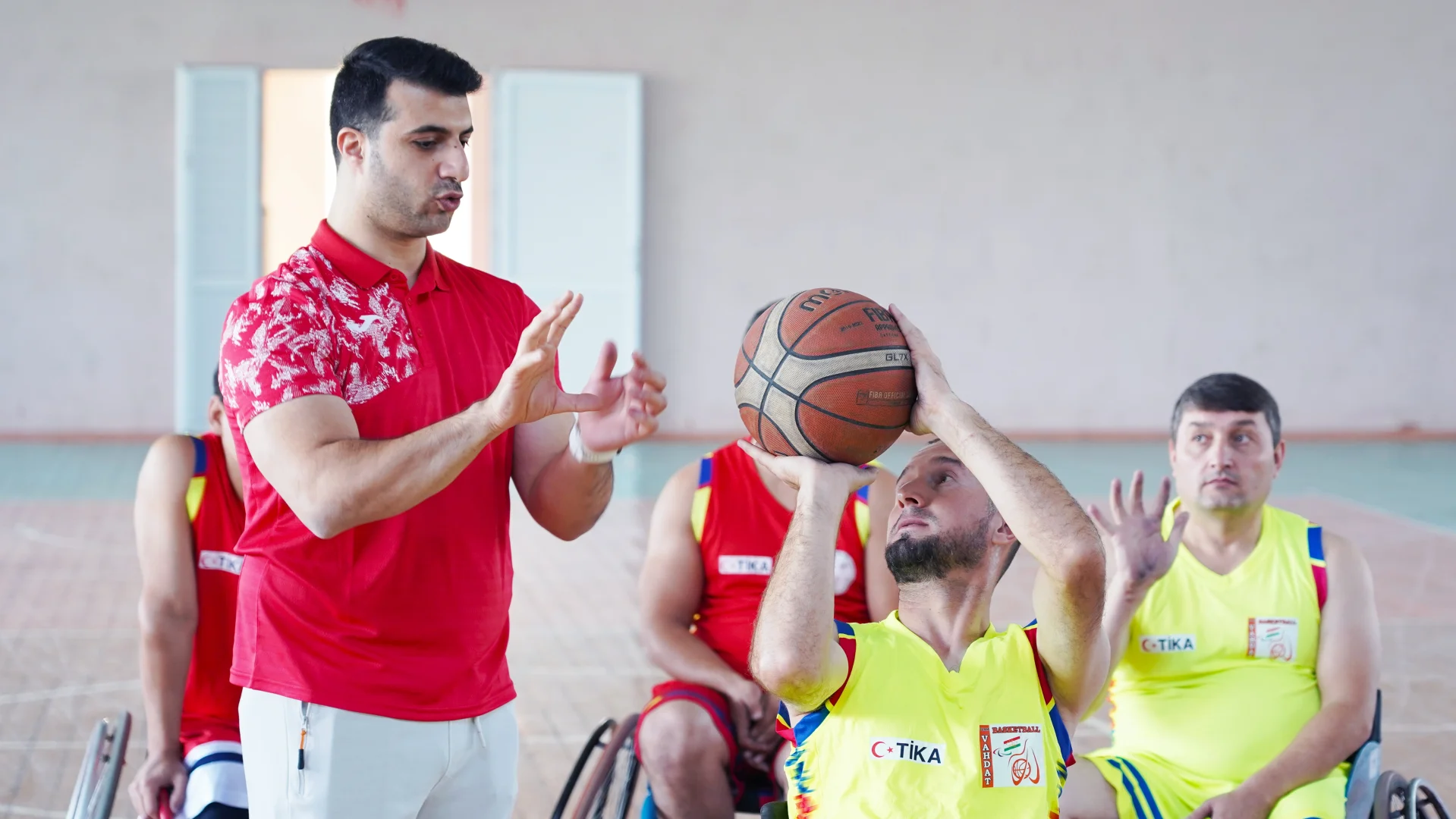 TİKA, Tacikistan’da engel tanımayan sporcuları destekliyor