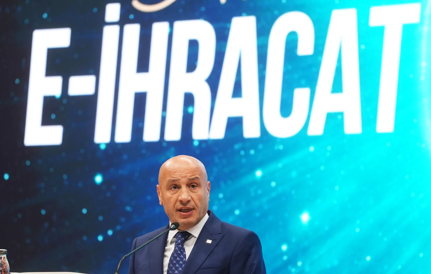 Ticaret Bakanlığı öncülüğünde "Ankara e-İhracat Zirvesi" düzenlendi