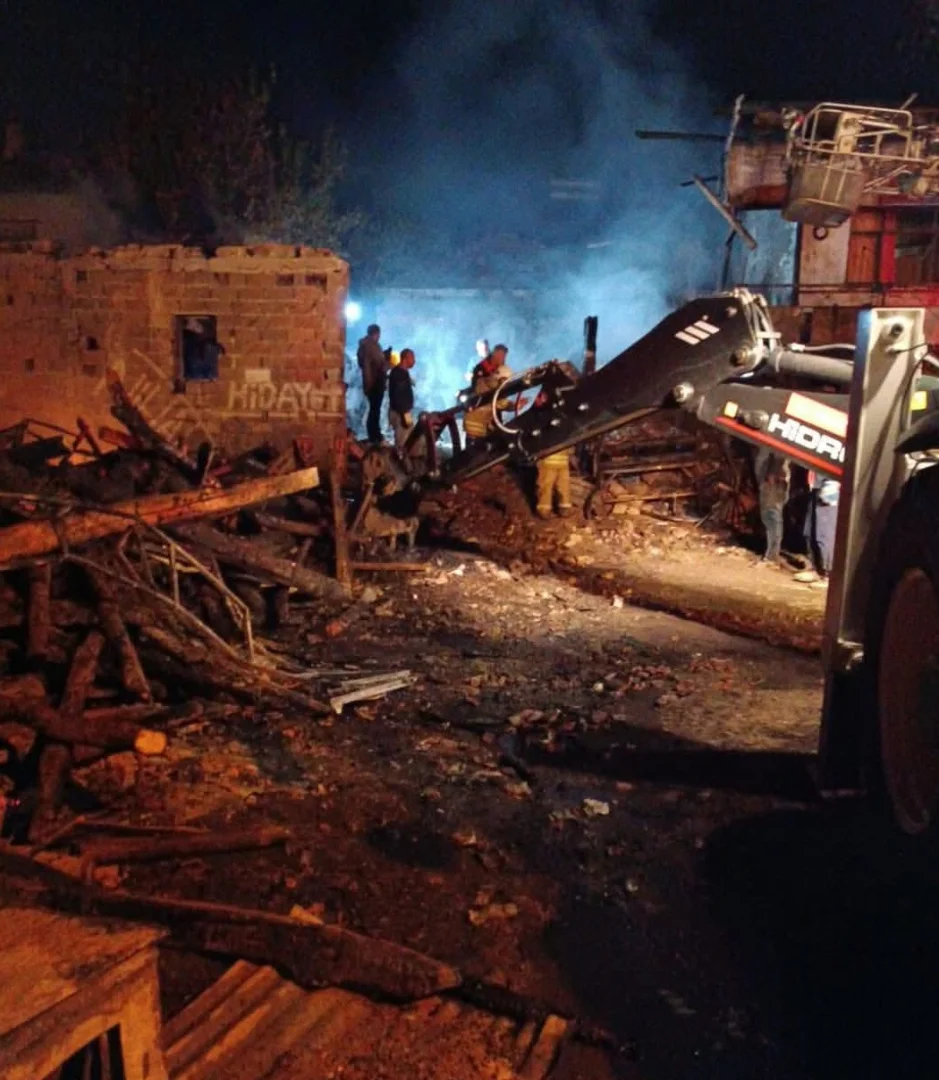 Tokat'ta çıkan ev yangınında görme engelli kişi öldü