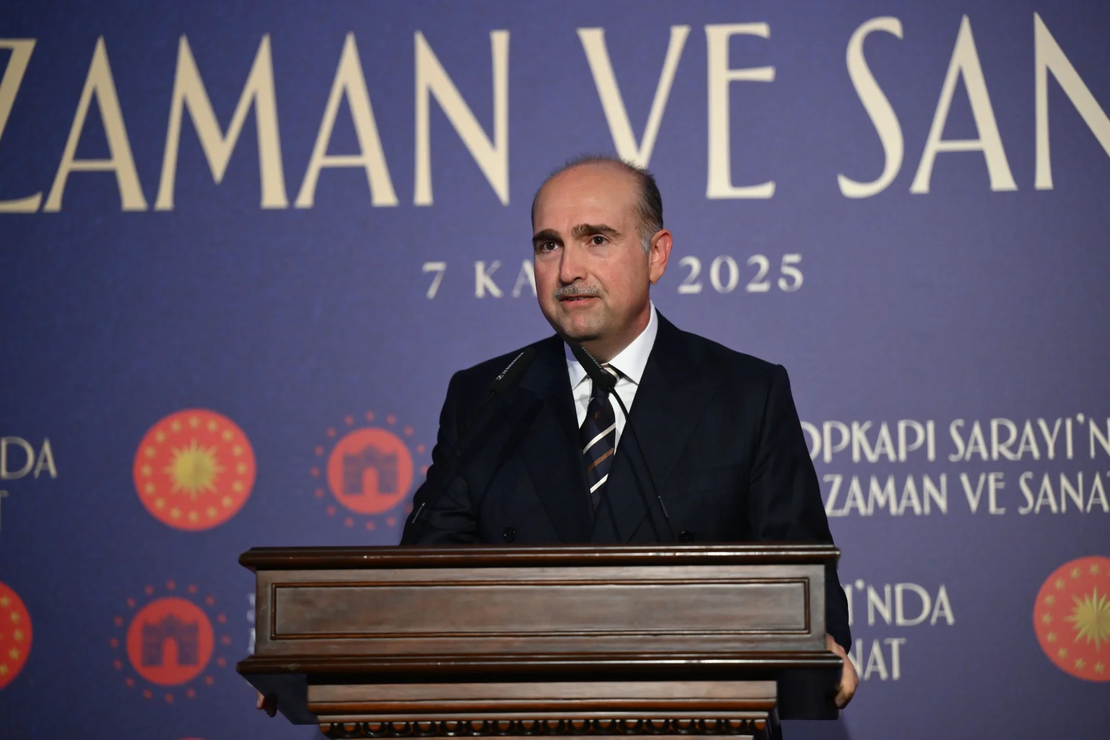 Topkapı Sarayı içerisindeki Has Ahırlar bölümünde "Saat Müzesi" açıldı