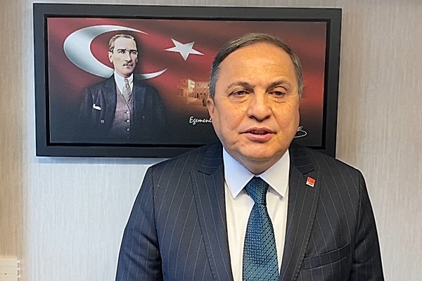 Torun: Ahmet Kaya, hala sevenlerinin vicdanında yaşıyor