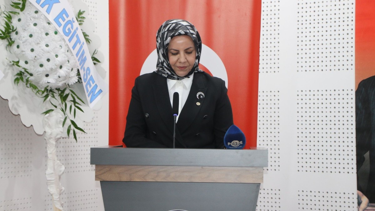 Türk Sağlık-Sen Adıyaman Şube Başkanlığı’na Fidan Karakuş seçildi