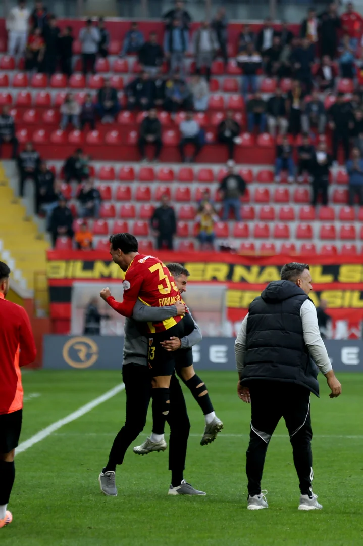 Zecorner Kayserispor-Kasımpaşa