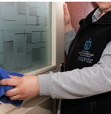 1.834 kişiye 19.923 kez öz bakım hizmeti