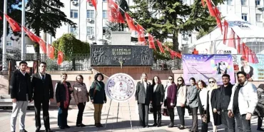 24 Kasım Öğretmenler Günü Düzenlenen Programla Kutlandı