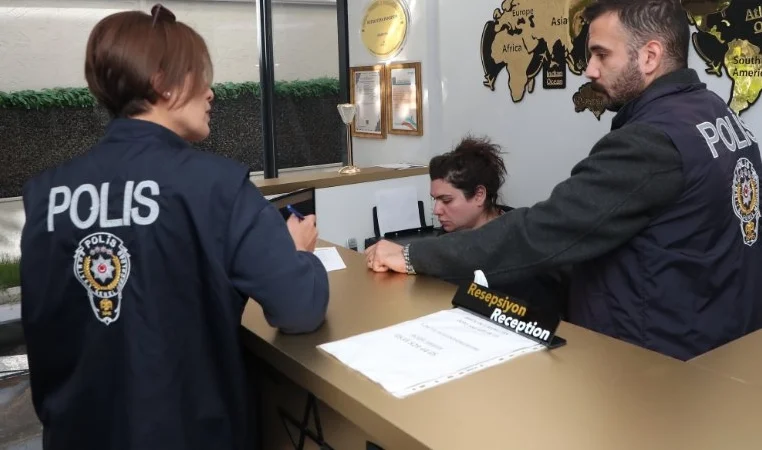 Antalya8217da-Konaklama-Isletmelerine-Kapsamli-Polis-Denetimi-featured