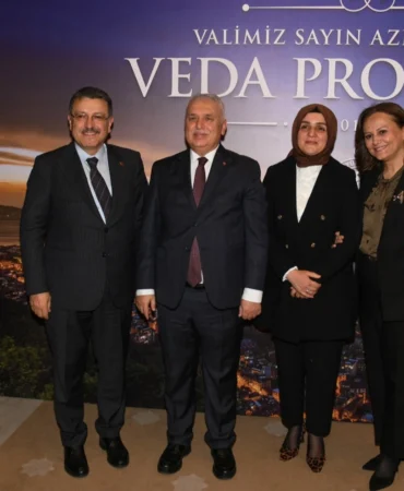 Baskan-Gencten-Vali-Yildirima-Veda-Sehrimizde-Iz-Biraktiniz-featured