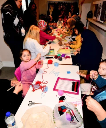 Bornova8217da-minikler-geleneksel-dokuma-sanatiyla-tanisti-featured