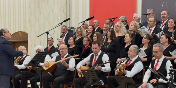 Golcuk8217te-Turk-Halk-Muzigi-Soleni-Degirmendere-Korosu-Mest-Etti-featured