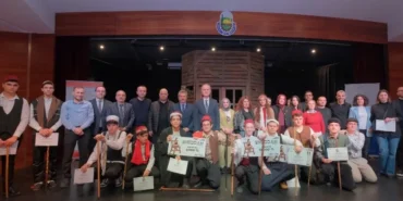 Inegol8217de-Meddahlik-Ruzgari-Genc-Yetenekler-Odullendirildi-featured